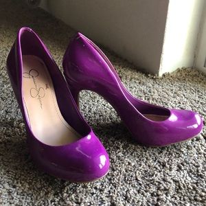 Jessica Simpson electric purple pumps